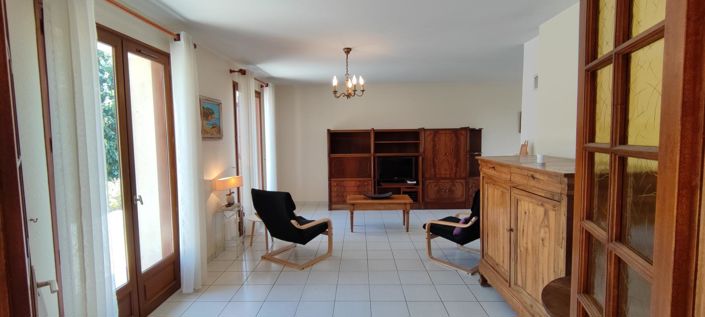 Image No.5-2 Bed House for sale