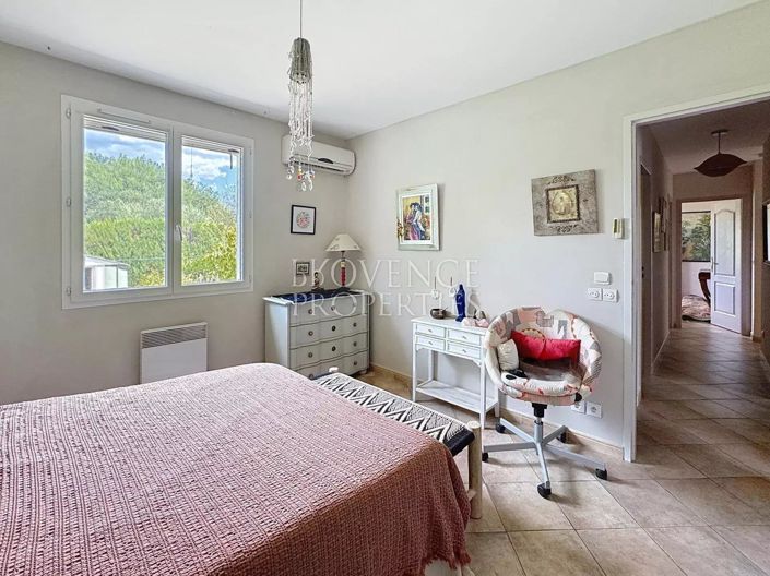 Image No.14-4 Bed House for sale