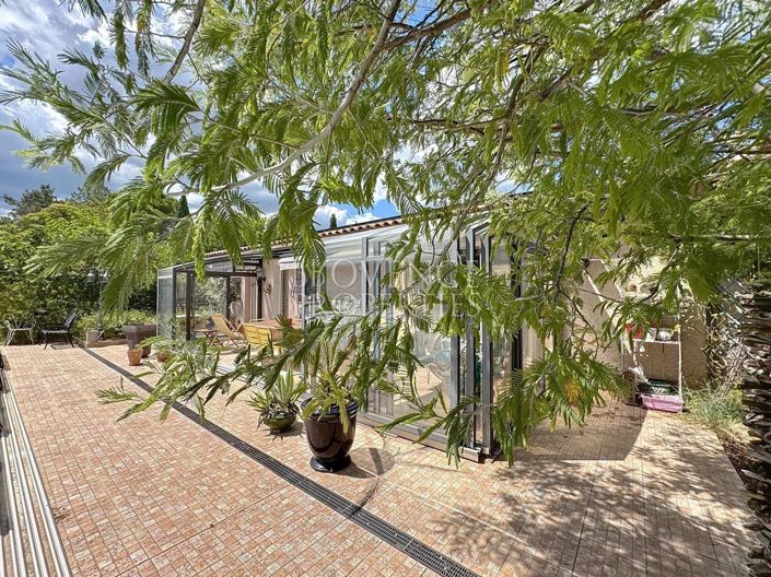 Image No.2-4 Bed House for sale