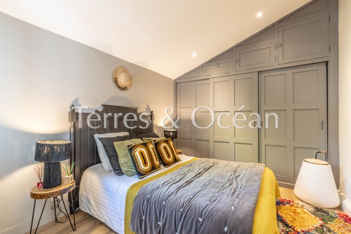 Image No.10-4 Bed House for sale