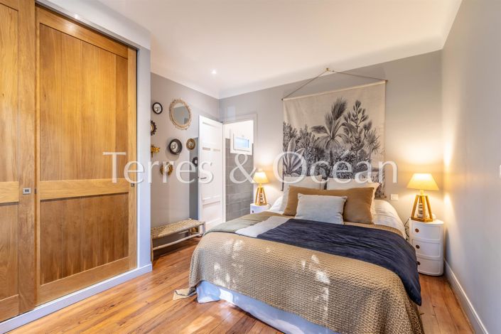 Image No.8-4 Bed House for sale