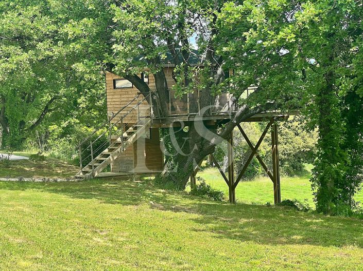 Image No.17-6 Bed House for sale