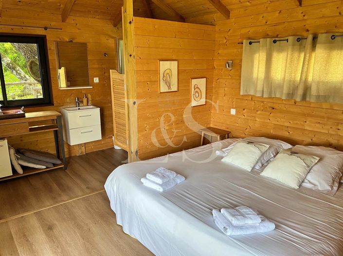 Image No.19-6 Bed House for sale