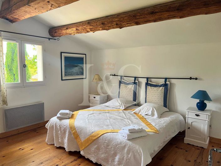 Image No.22-6 Bed House for sale