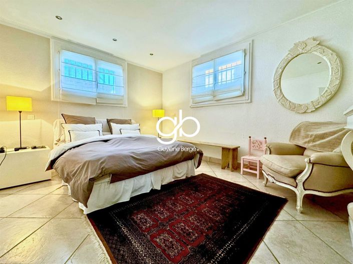 Image No.10-5 Bed House for sale