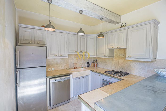 Image No.19-3 Bed House for sale