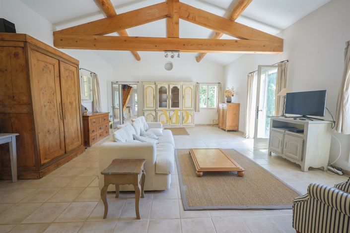 Image No.20-3 Bed House for sale