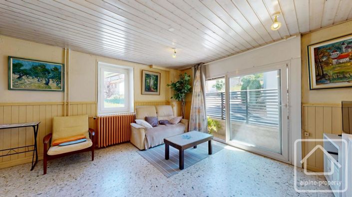 Image No.22-4 Bed Property for sale