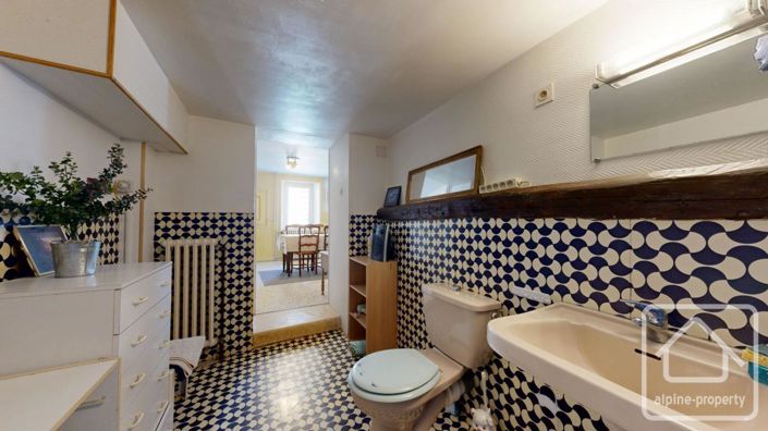 Image No.26-4 Bed Property for sale