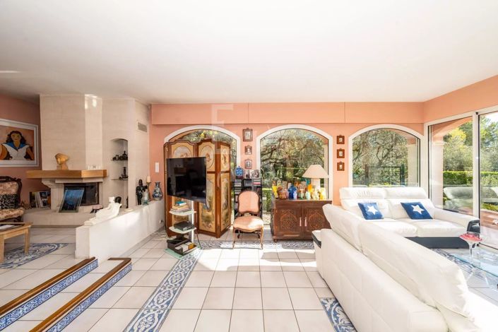 Image No.17-3 Bed House for sale