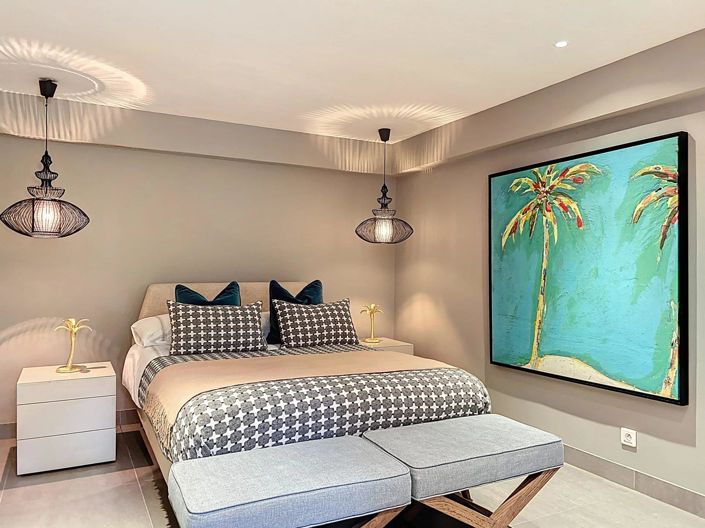 Image No.19-6 Bed House for sale