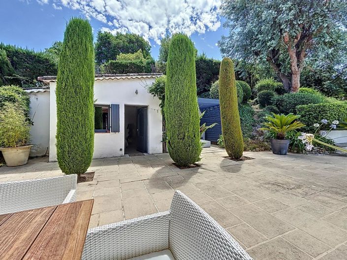 Image No.22-6 Bed House for sale