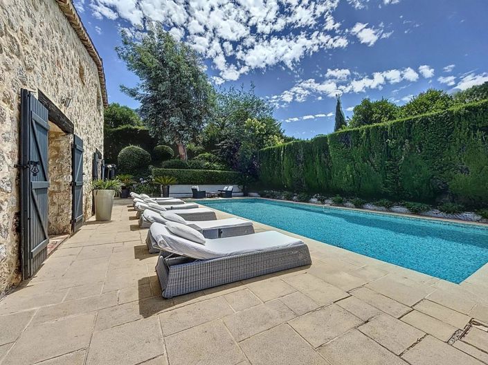 Image No.30-6 Bed House for sale