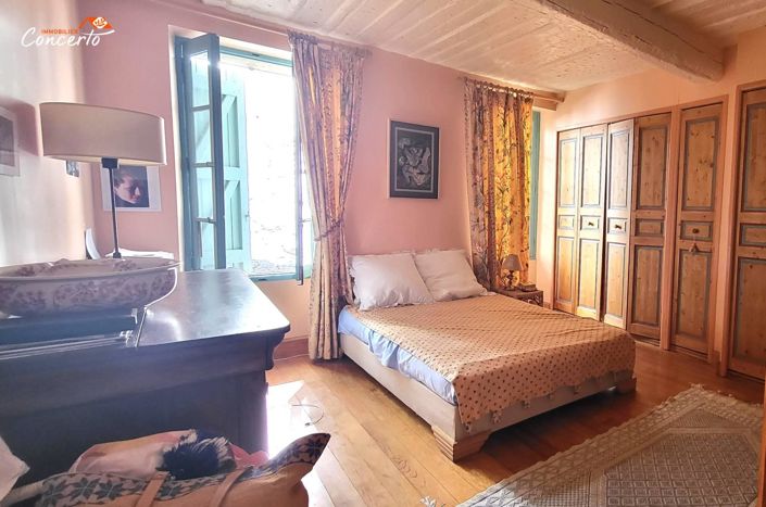 Image No.14-2 Bed House for sale