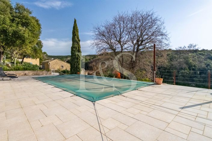 Image No.10-6 Bed House for sale