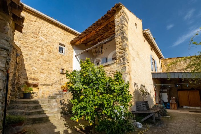 Image No.7-6 Bed House for sale