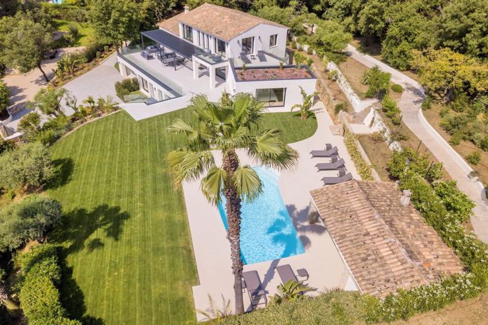 Image No.2-4 Bed House for sale