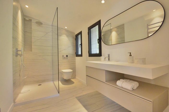 Image No.31-4 Bed House for sale