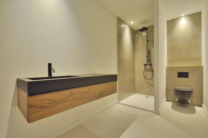 Image No.9-4 Bed House for sale