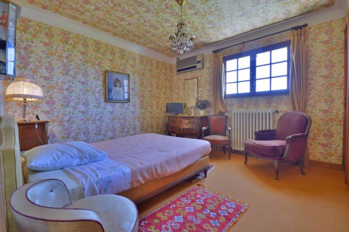 Image No.22-5 Bed House for sale