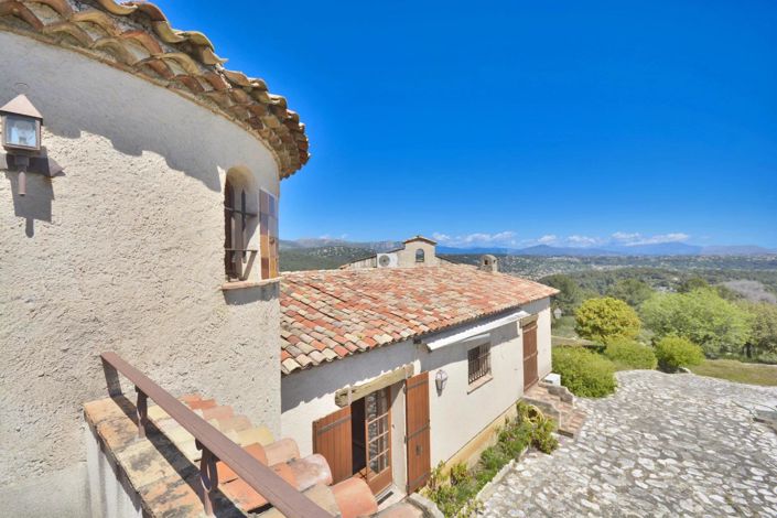 Image No.6-5 Bed House for sale