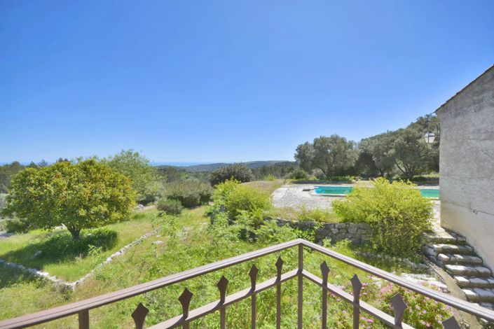 Image No.7-5 Bed House for sale