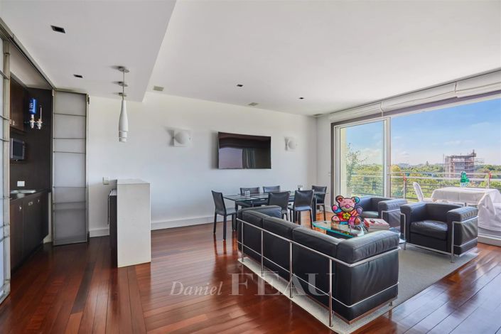 Image No.17-2 Bed Apartment for sale