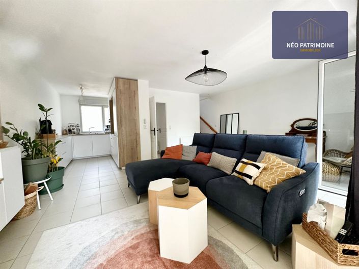 Image No.1-2 Bed House for sale