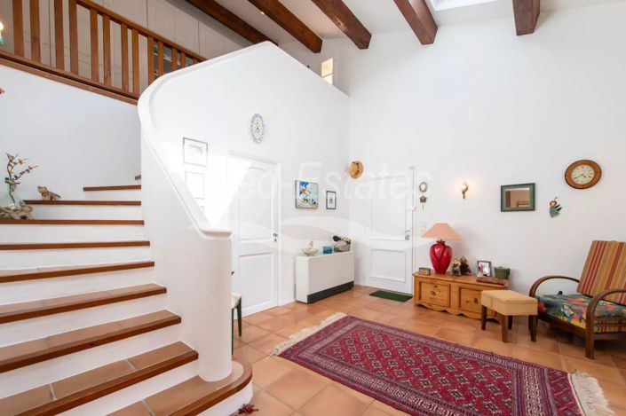 Image No.15-3 Bed House for sale