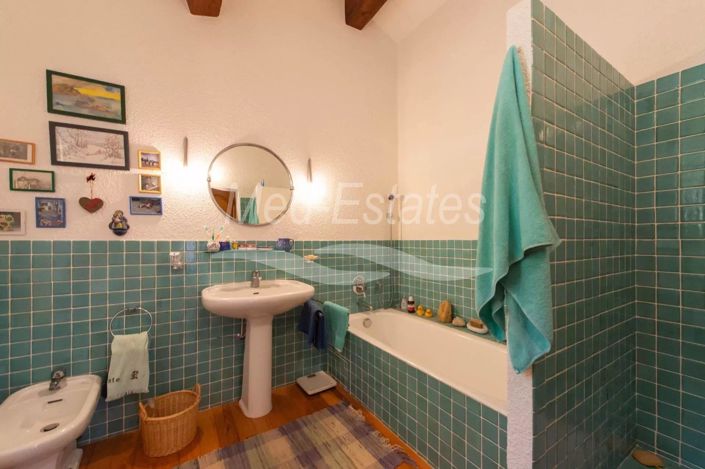 Image No.20-3 Bed House for sale