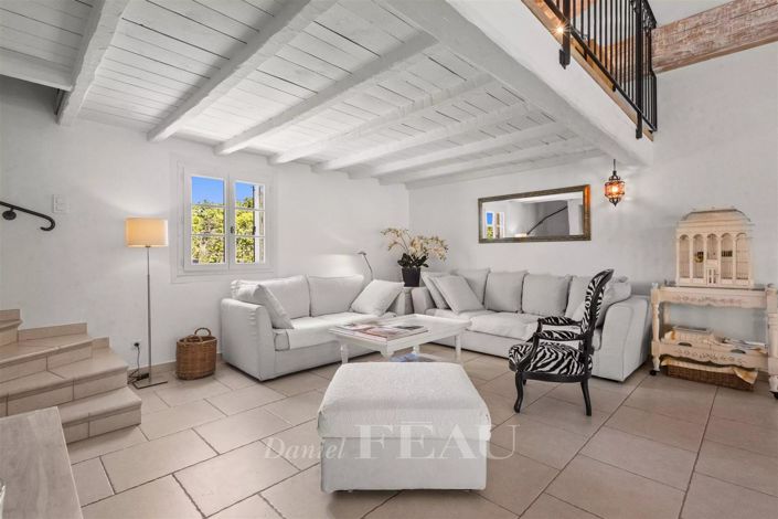 Image No.10-4 Bed Apartment for sale