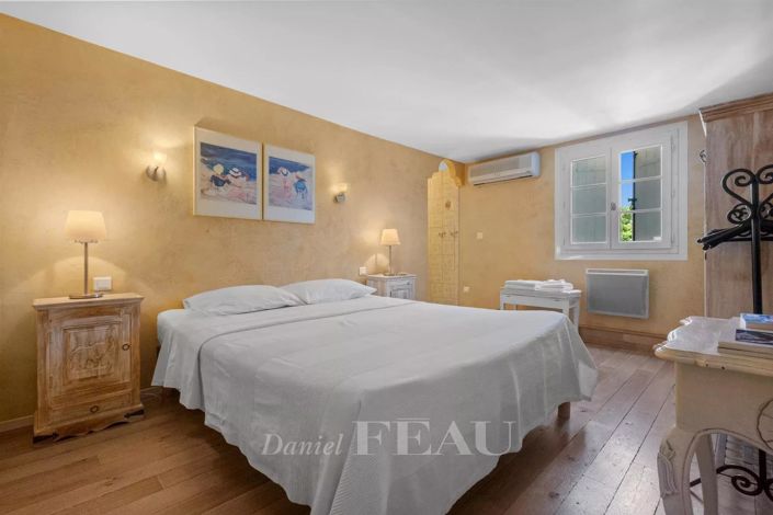 Image No.16-4 Bed Apartment for sale