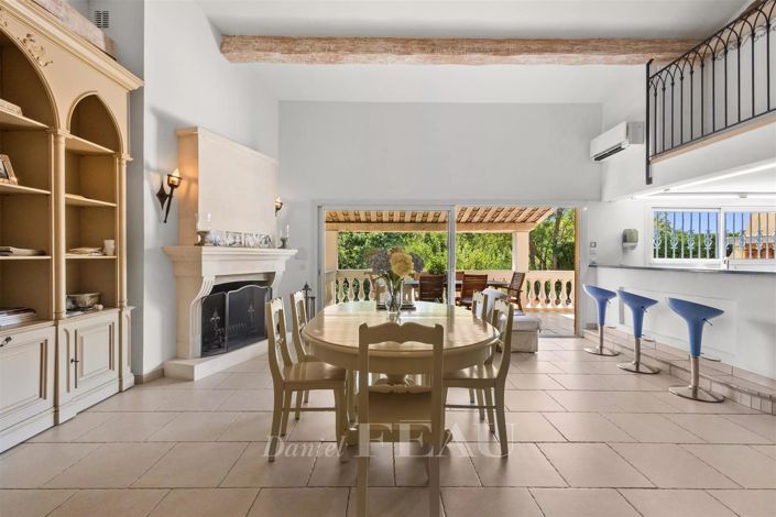 Image No.4-4 Bed Apartment for sale