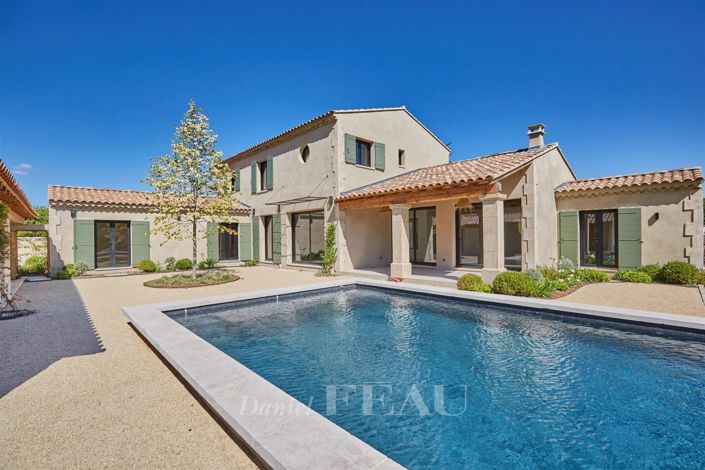 Image No.3-4 Bed House for sale