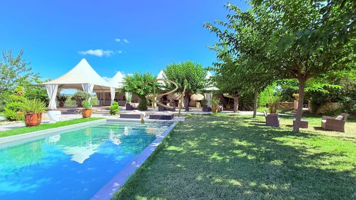 Image No.2-6 Bed House for sale