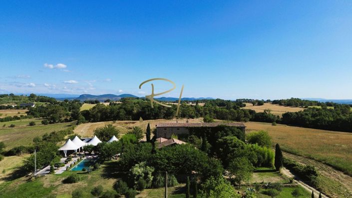 Image No.3-6 Bed House for sale