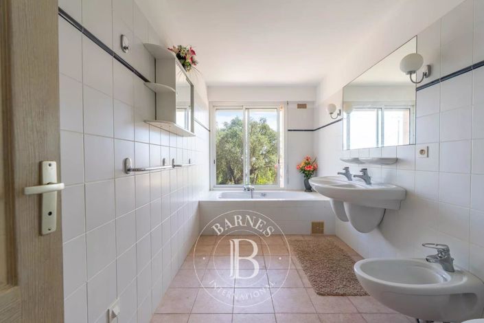 Image No.13-Maison de 5 chambres à vendre à Corse