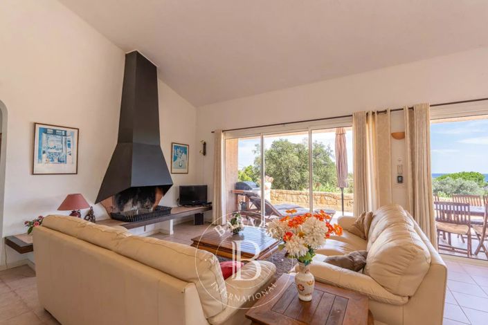 Image No.6-Maison de 5 chambres à vendre à Corse