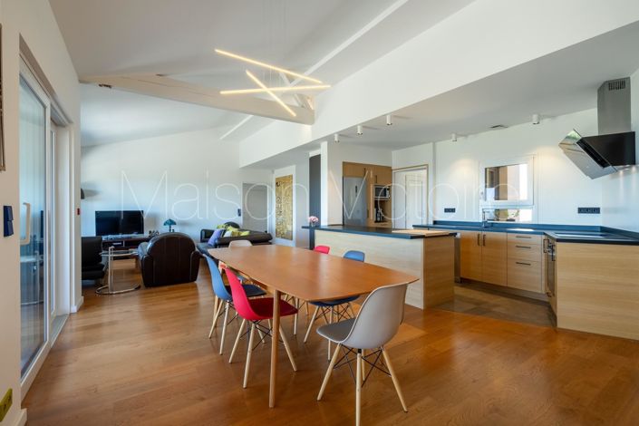 Image No.19-4 Bed House for sale