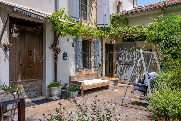 Image No.2-11 Bed House for sale