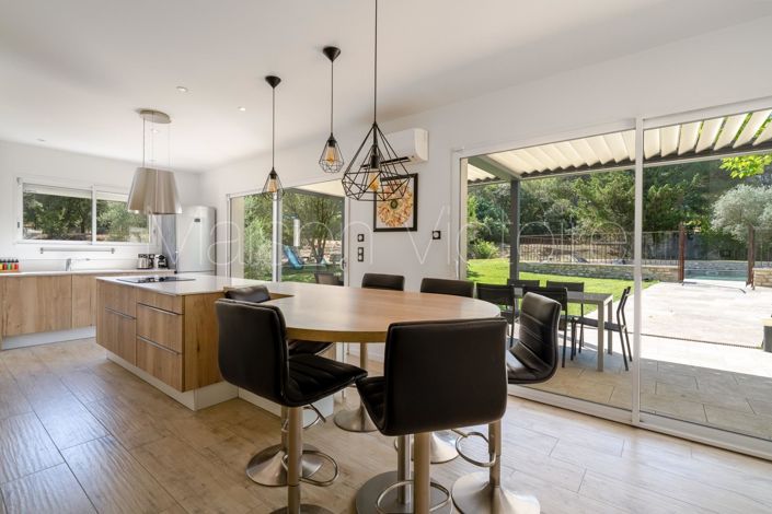 Image No.13-4 Bed House for sale