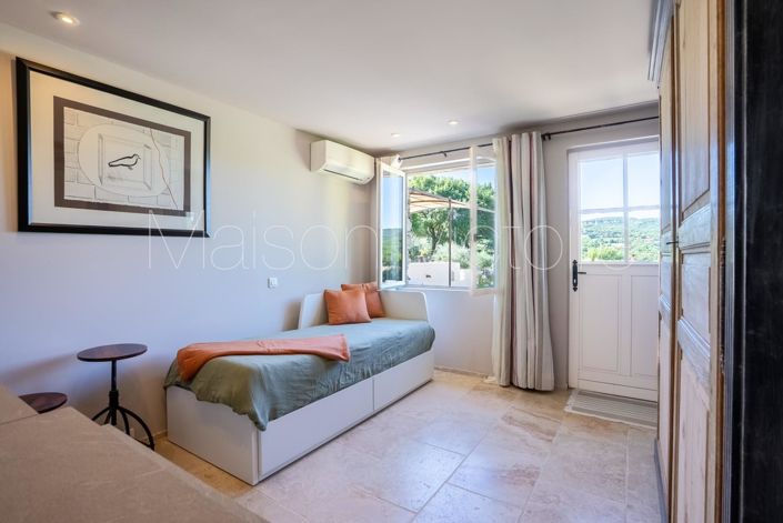 Image No.20-3 Bed House for sale