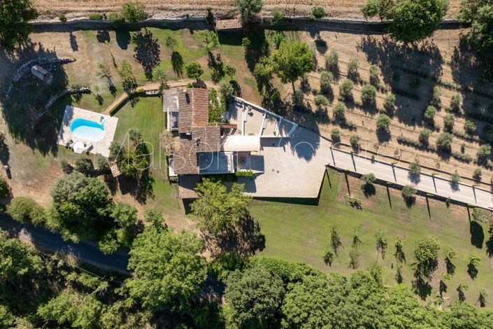 Image No.8-3 Bed House for sale