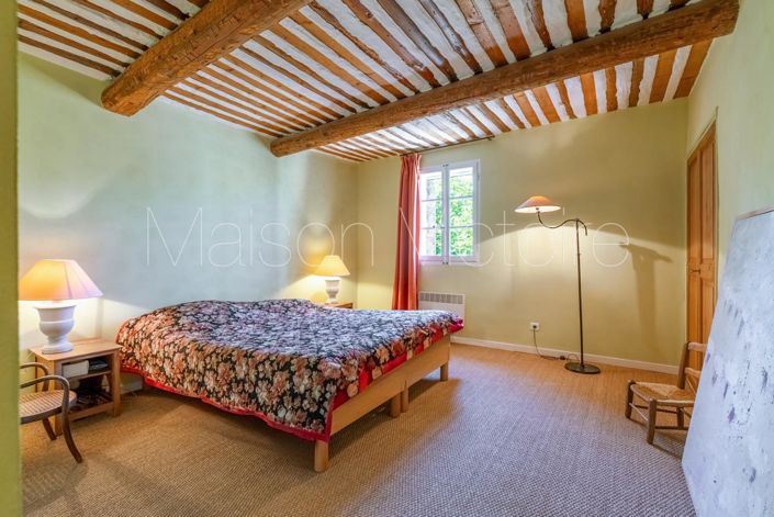 Image No.21-6 Bed House for sale