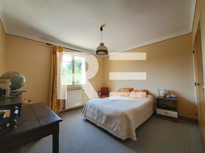 Image No.14-7 Bed House for sale
