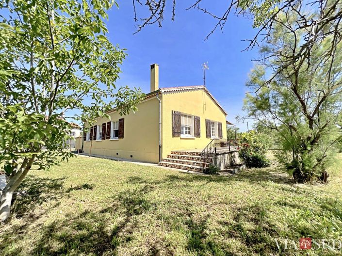 Image No.2-4 Bed House for sale