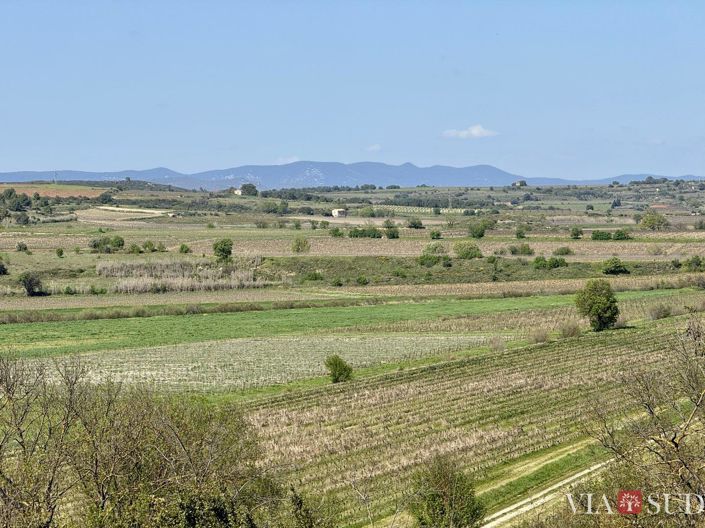 Image No.10-18 Bed House for sale