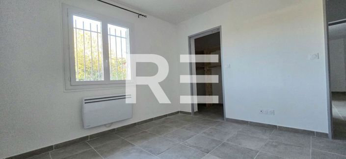 Image No.6-2 Bed House for sale