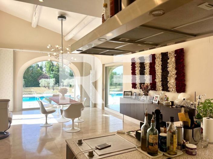 Image No.4-7 Bed House for sale