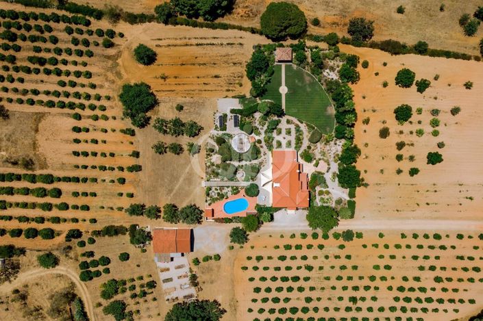 Image No.16-5 Bed House for sale